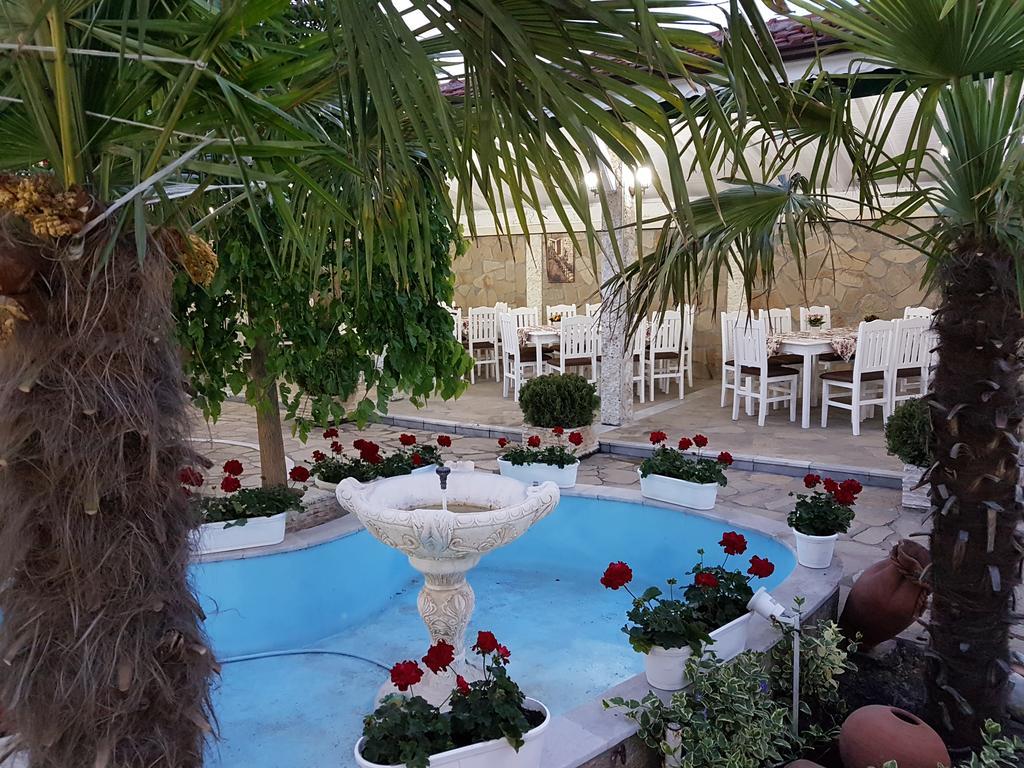 Hotel Fantasy Ljubimec Kültér fotó